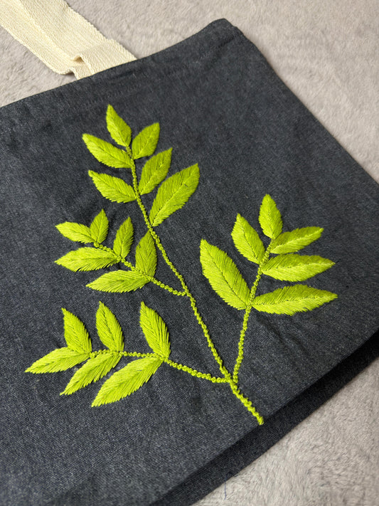 Kinank Embroidered Tote Bag