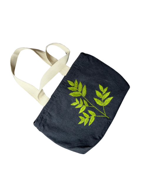 Kinank Green Echo Tote Bag